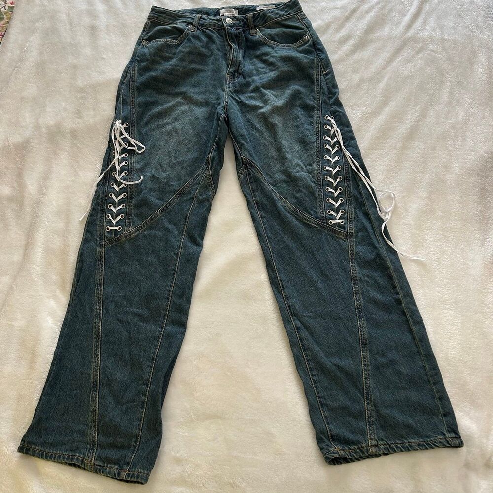 Forever 21 size 39 Lace up jeans